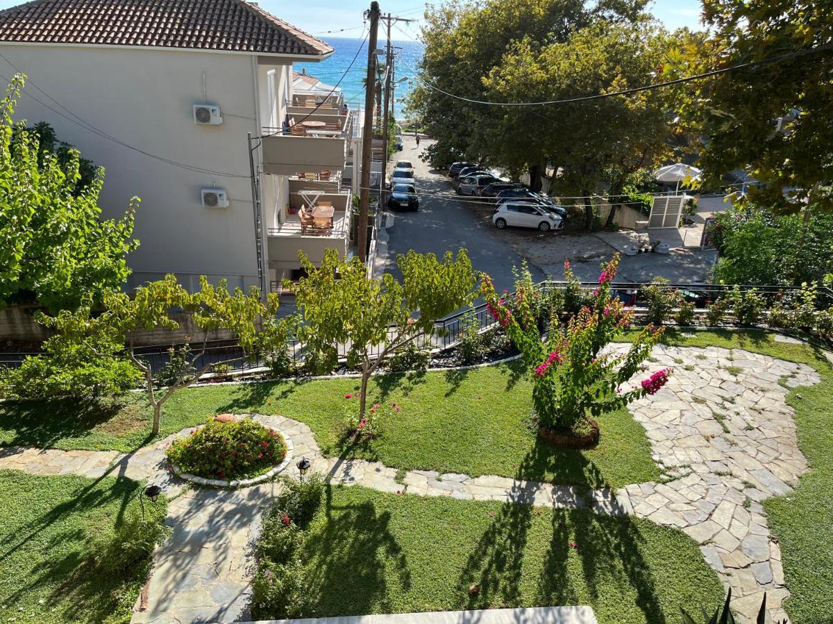 Chita'S House Villa Paralia Vrachou Exterior photo